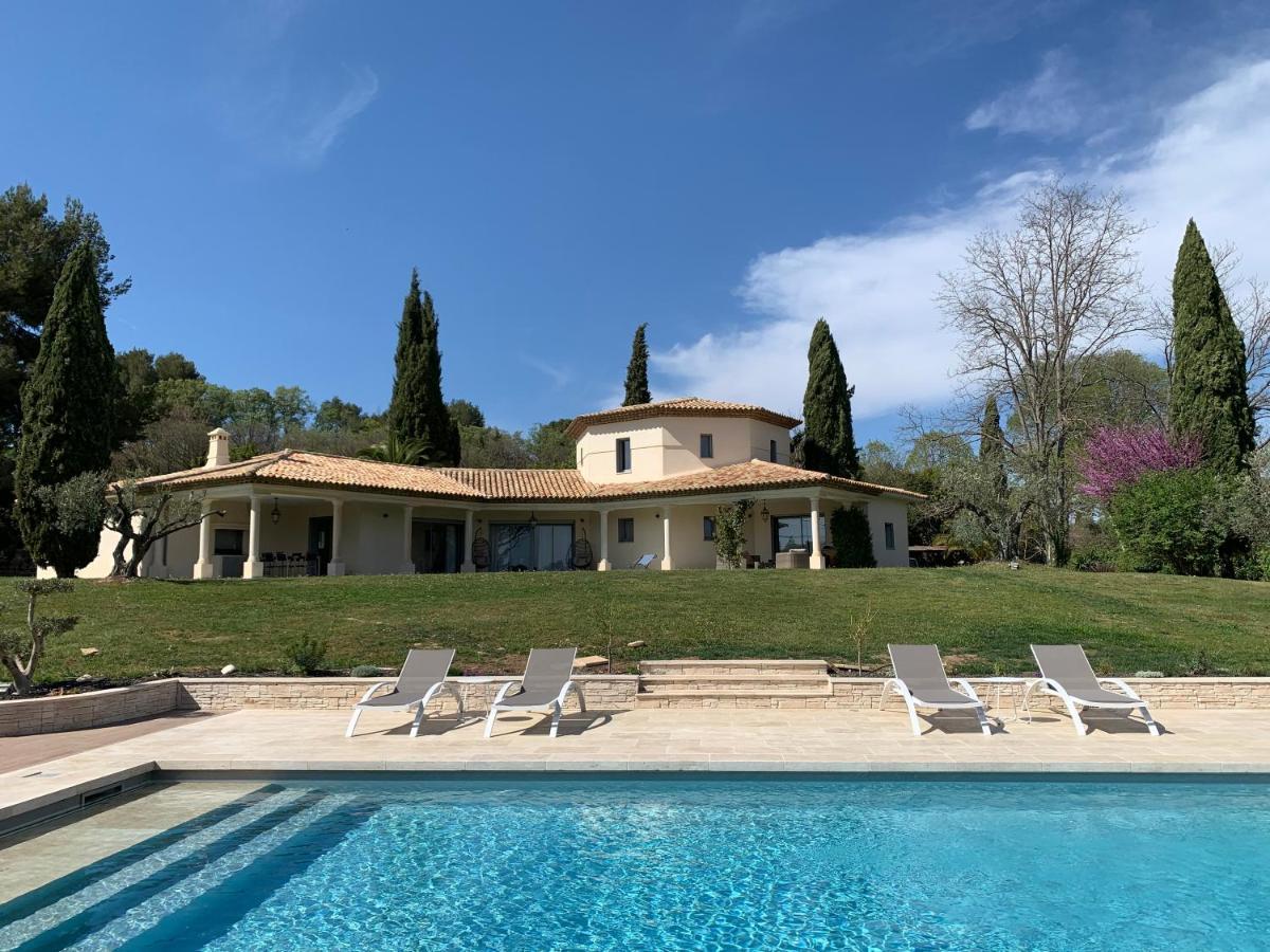 Hotel La Parenthese Saint Donat Aix-en-Provence Exterior foto